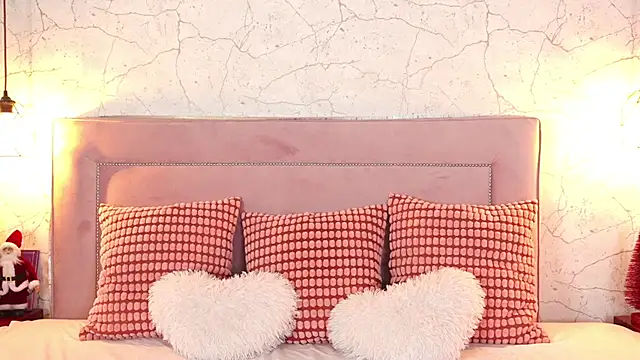 ChannelAngeless online show from December 18, 2:01 pm