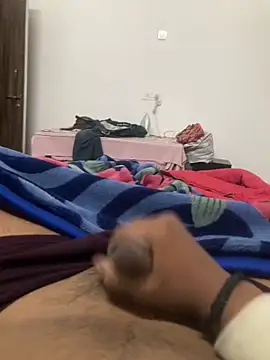 Snapshot of Himanshu111007 chatting on December 5, 7:28 am Himanshu111007 online show from December 5, 7:28 am