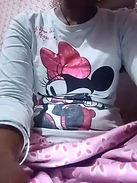 Snapshot of Reeta-rani chatting on November 14, 4:00 am Reeta-rani online show from November 14, 4:00 am