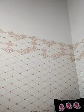 Snapshot of SonY-CaM2 chatting on October 17, 10:34 pm SonY-CaM2 online show from October 17, 10:34 pm