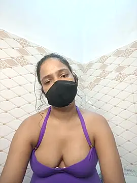 Snapshot of SonY-CaM2 chatting on October 26, 10:54 am SonY-CaM2 online show from October 26, 10:54 am