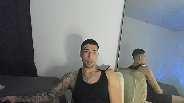 ThiagoLugo online show from January 11, 4:50 am