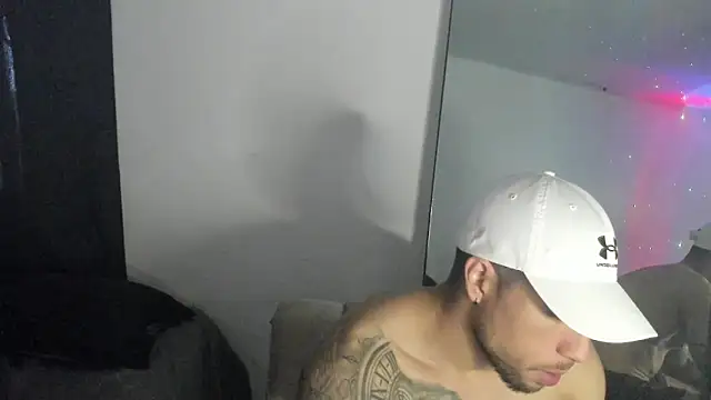 ThiagoLugo online show from April 5, 4:59 pm