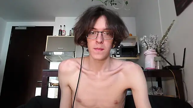 Snapshot of LovesomeCookie chatting on September 21, 9:44 am LovesomeCookie online show from September 21, 9:44 am