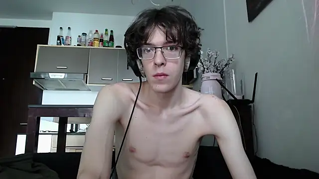 Snapshot of LovesomeCookie chatting on October 9, 8:01 am LovesomeCookie online show from October 9, 8:01 am