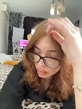 Hannah xBaby online show from March 29, 3:23 pm