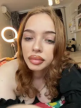 Hannah xBaby online show from April 3, 12:03 pm