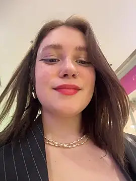 lucy-joy online show from December 22, 1:08 pm