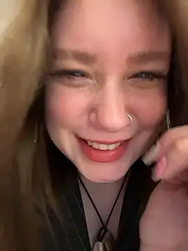 lucy-joy online show from January 11, 9:25 am