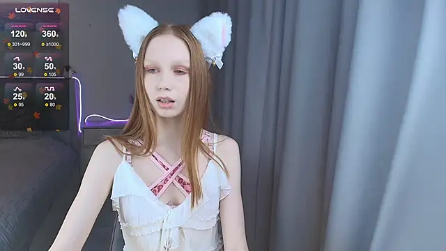 FoxyMira online show from November 7, 1:11 pm