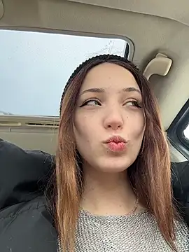 DollyTall online show from March 3, 6:52 am