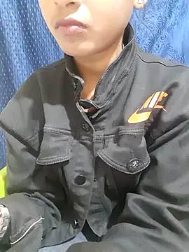 Snapshot of AnkitaDevi chatting on December 2, 4:07 am AnkitaDevi online show from December 2, 4:07 am