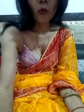 Yourhotsweetgirl online show from October 24, 3:47 am