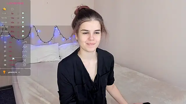 Snapshot of Infinity_Ti chatting on November 23, 2:00 am Infinity Ti online show from November 23, 2:00 am