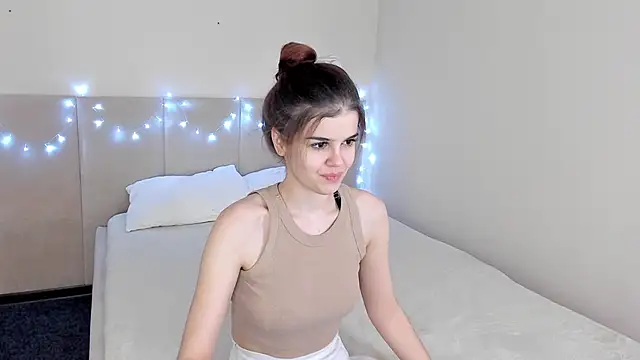 Snapshot of Infinity_Ti chatting on January 6, 1:53 am Infinity Ti online show from January 6, 1:53 am