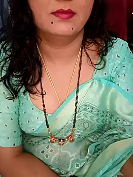 Snapshot of Niharika555 chatting on May 3, 2:34 pm Niharika555 online show from May 3, 2:34 pm