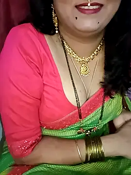 Snapshot of Niharika555 chatting on May 25, 3:40 pm Niharika555 online show from May 25, 3:40 pm