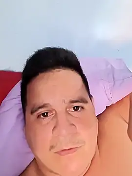 reguetones92 online show from April 27, 5:00 pm