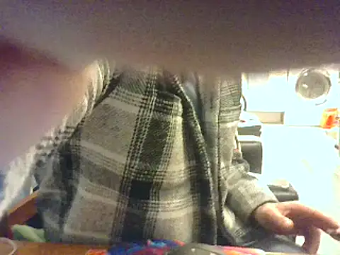 Snapshot of hefin18 chatting on January 26, 10:46 pm hefin18 online show from January 26, 10:46 pm