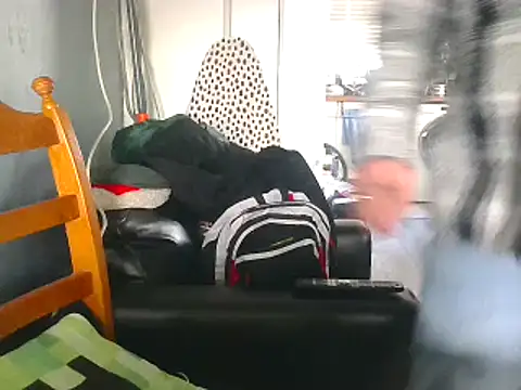 Snapshot of hefin18 chatting on January 29, 1:17 pm hefin18 online show from January 29, 1:17 pm