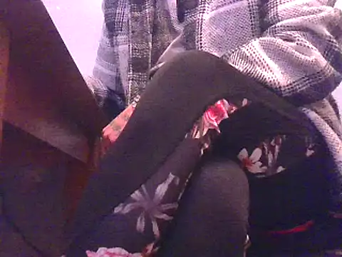 Snapshot of hefin18 chatting on January 29, 6:18 pm hefin18 online show from January 29, 6:18 pm