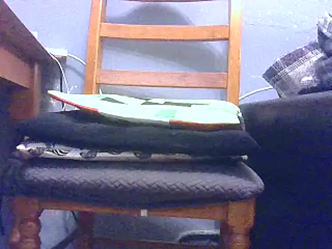 Snapshot of hefin18 chatting on February 8, 6:33 pm hefin18 online show from February 8, 6:33 pm