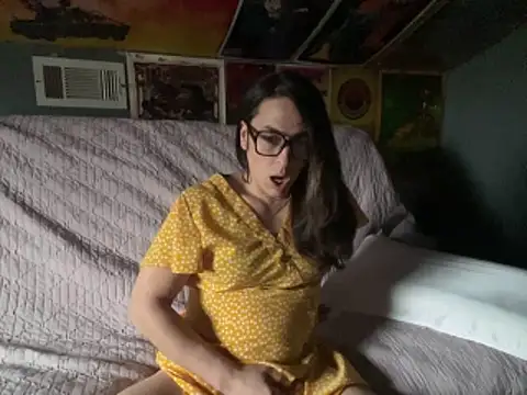 mayra mayhem online show from February 10, 2:32 pm