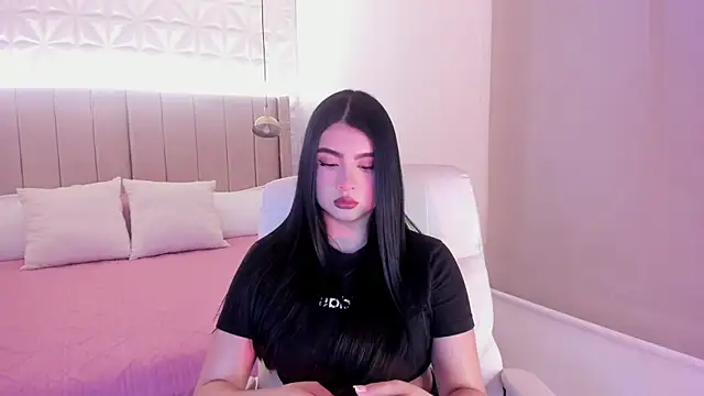 Sweety Nicole  online show from May 14, 2:24 pm