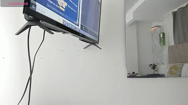 Snapshot of Lady_miss___ chatting on February 4, 12:11 pm Lady miss online show from February 4, 12:11 pm