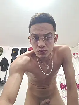 Ethanho0t online show from October 17, 9:34 am