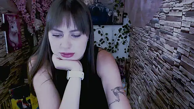 Snapshot of Amanda_Bright_ chatting on September 23, 6:38 am Amanda Bright online show from September 23, 6:38 am