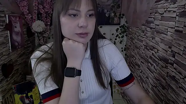 Snapshot of Amanda_Bright_ chatting on October 23, 6:45 am Amanda Bright online show from October 23, 6:45 am