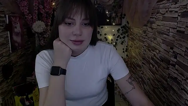 Snapshot of Amanda_Bright_ chatting on October 27, 7:56 am Amanda Bright online show from October 27, 7:56 am