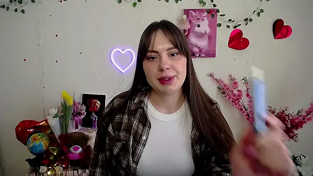 Amanda Bright  online show from March 9, 7:34 am