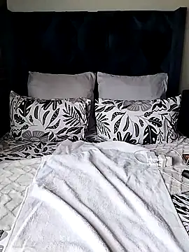 SeductionBoobs online show from October 2, 9:27 am