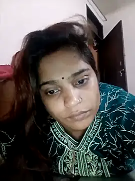 Snapshot of Trisha_71 chatting on April 29, 11:36 am Trisha 71 online show from April 29, 11:36 am