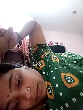 Snapshot of Trisha_71 chatting on May 7, 5:57 am Trisha 71 online show from May 7, 5:57 am