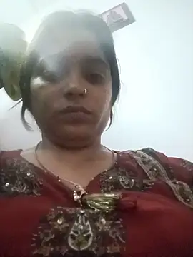 Snapshot of Trisha_71 chatting on May 15, 9:05 am Trisha 71 online show from May 15, 9:05 am
