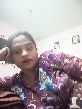 Snapshot of Trisha_71 chatting on May 22, 5:25 am Trisha 71 online show from May 22, 5:25 am
