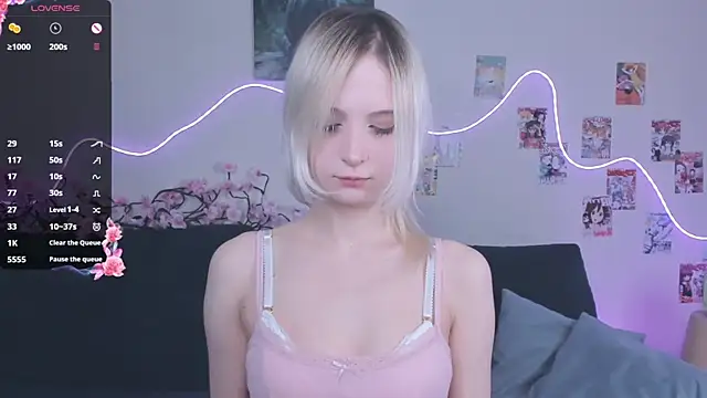 Megan--chan online show from March 13, 5:08 pm