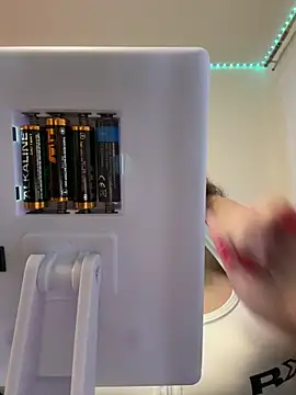 Snapshot of EvvaBBW chatting on December 17, 2:01 pm EvvaBBW online show from December 17, 2:01 pm