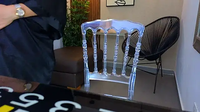 Snapshot of Lia_Mar_ chatting on October 21, 6:19 pm Lia Mar online show from October 21, 6:19 pm