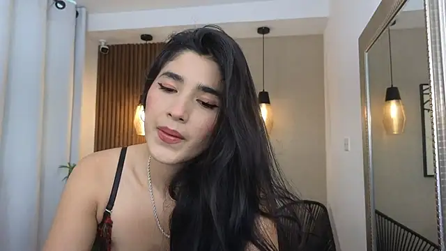 Snapshot of Lia_Mar_ chatting on November 12, 6:19 pm Lia Mar online show from November 12, 6:19 pm