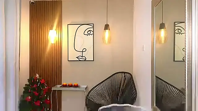 Snapshot of Lia_Mar_ chatting on December 5, 7:21 pm Lia Mar online show from December 5, 7:21 pm