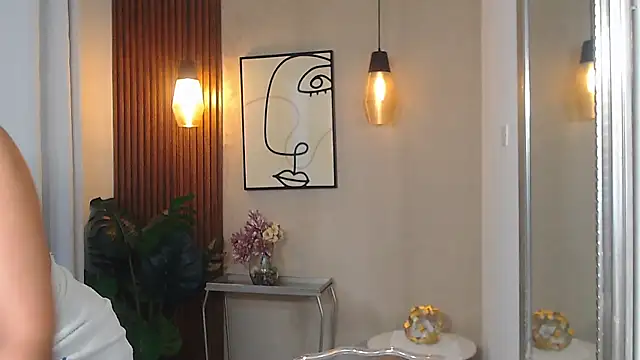 Lia Mar  online show from March 25, 6:03 pm