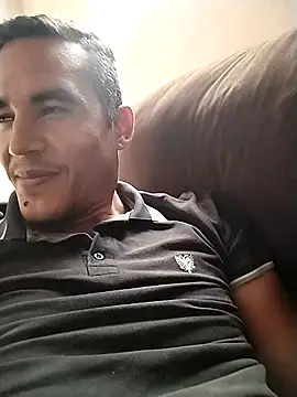 Snapshot of Boragozarvem chatting on December 17, 5:41 pm Boragozarvem online show from December 17, 5:41 pm