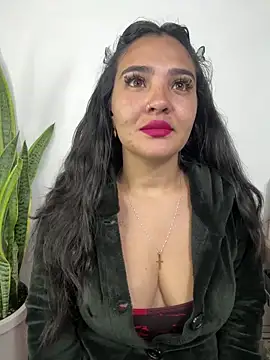 meli  brown online show from April 5, 8:00 am