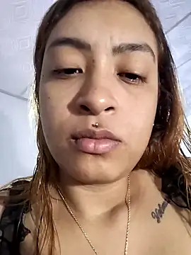 Snapshot of shanell_saenz chatting on November 29, 10:46 pm shanell saenz online show from November 29, 10:46 pm