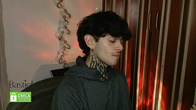 Snapshot of Mihail_leroy chatting on September 9, 12:54 am Mihail leroy online show from September 9, 12:54 am