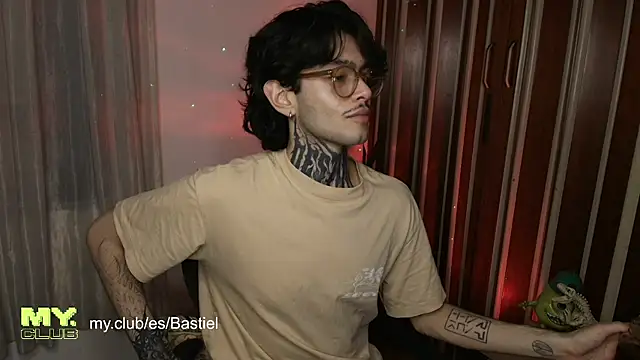 Mihail leroy online show from April 10, 1:22 am